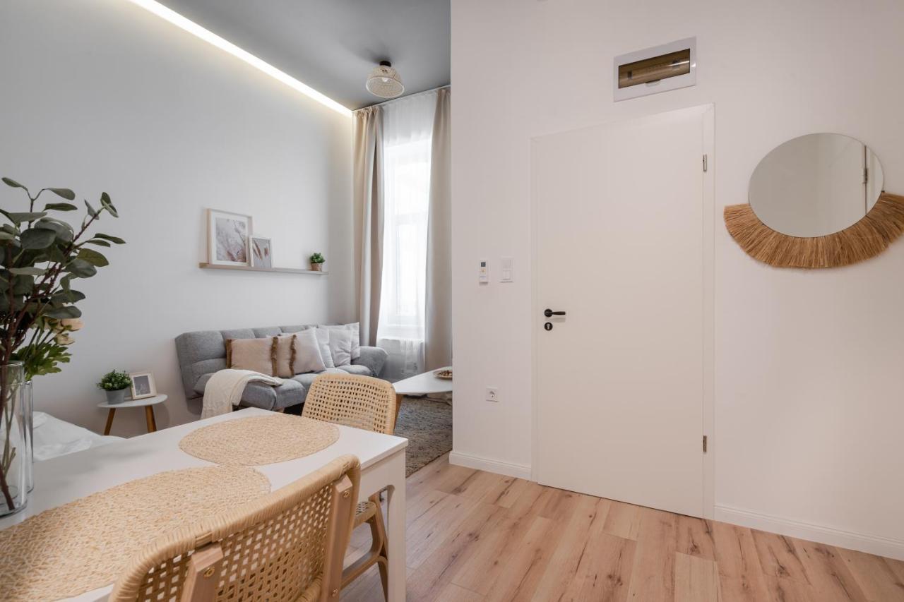 A62 - Akacfa Street Central Residence - Best Location By Bqa Budapest Exterior photo